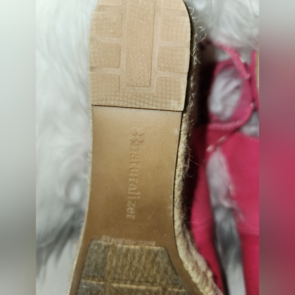 PINK WEDGES! - Picture 4 of 6